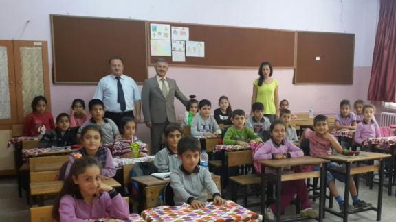 İlçe Milli Eğitim Müdürümüz Cafer TOSUN,İlçemiz Fatih İlk ve Ortaokullarını ziyaret etti.