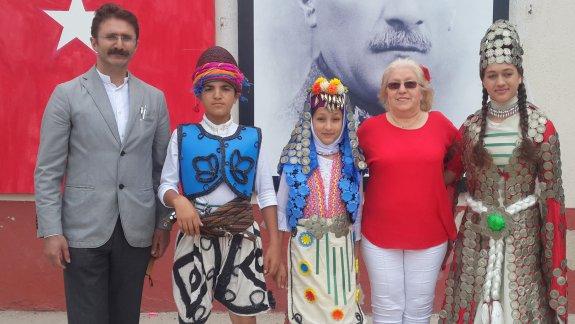 Ayrancılar Atatürk İlk-Ortaokulu atık malzemelerle kostüm tasarım yarışmasında 2. oldu