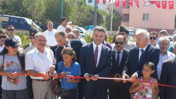 15 Temmuz Demokrasi Zaferi ve Şehitleri Anma Günü münasebetiyle  Ayrancilar mahallesinde  Resim ve Fotoğraf Sergisinin Açılışı gerçekleştirildi.