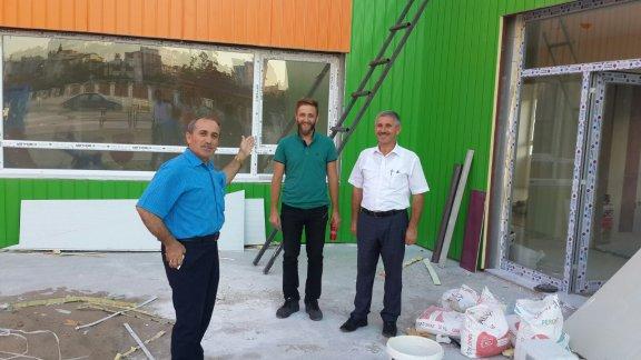 Torbalı İlçe Milli Eğitim Müdürü Cafer TOSUN Kızılayın 81 ile 81 Anaokulu prjesi kapsamında ilçemizde yapımı devam eden Anaokulu İnşaatını  yerinde inceledi.