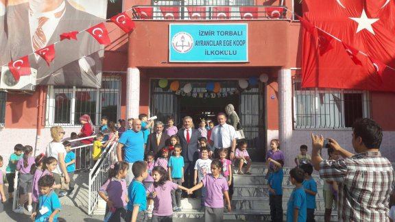 Torbalı İlçe Milli Eğitim Müdürü Cafer TOSUN Ayrancılar Ege-Koop İlkokulunu ziyaret etti.