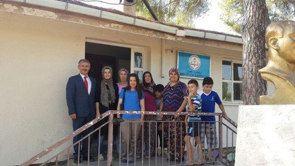 Torbalı İlçe Milli Eğitim Müdürü Cafer TOSUN Şehitler Birleştirilmiş sınıf ilkokulunu  ziyaret etti.