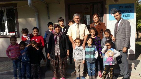 Torbalı İlçe Milli Eğitim Müdürü Cafer TOSUN Yoğurtçular birleştirilmiş sınıf ilkokulunu ve Ana sınıfını ziyaret etti.
