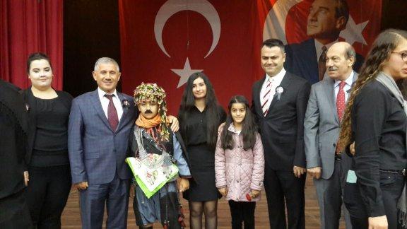 Cumhuriyetimizin Kurucusu Gazi Mustafa Kemal Atatürk´ün aramızdan ayrılışının 79uncu yıldönümünde törenlerle anıldı.‬