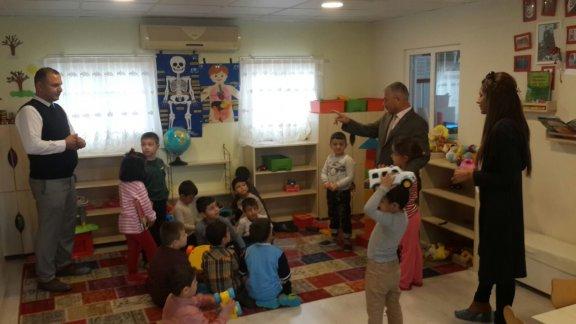 Torbalı İlçe  Milli Eğitim Müdürü Cafer TOSUN 7 Eylül Ortaokulu ve Ana sınıfını ziyaret etti.