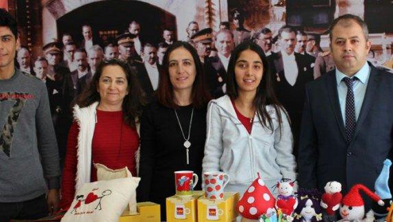 Torbalı Piri Reis Mesleki ve Teknik Anadolu Lisesinden LÖSEV´ e destek. 