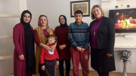 Ayrancılar Türk Telekom Anadolu Lisesi misafirim öğretmenim projesi kapsamında veli ziyaretleri gerçekleştiriyor.