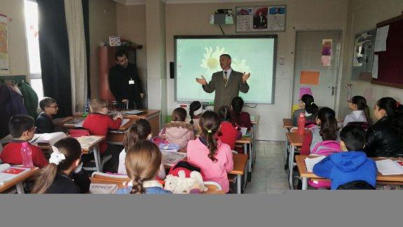 Torbalı İlçe Milli Eğitim Müdürü Cafer TOSUN Şehit Mustafa Eser İmam Hatip Ortaokulunu ziyaret etti.