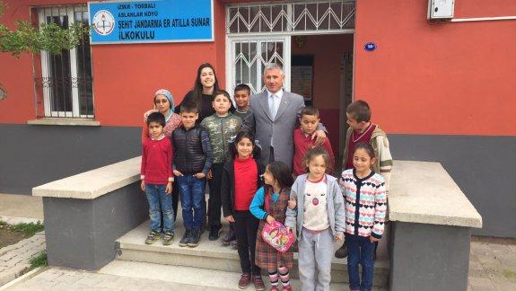 Torbalı İlçe Milli Eğitim Müdürü Cafer TOSUN Şehit Jandarma Er Atilla Sunar Birleştirilmiş sınıf ilkokulunu ziyaret etti