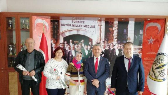 Torbalı İlçe Milli Eğitim Müdürü Cafer TOSUN , Piri Reis Mesleki ve Teknik Anadolu Lisesini ziyaret etti. 8 mart dünya kadınlar gününü kutladı.