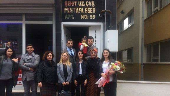 Torbalı Cumhuriyet Mesleki ve Teknik Anadolu Lisesi şehit Mustafa ESER ve Şehit  Harun ŞENÖZÜAR´ın ailelerini ziyaret etti.