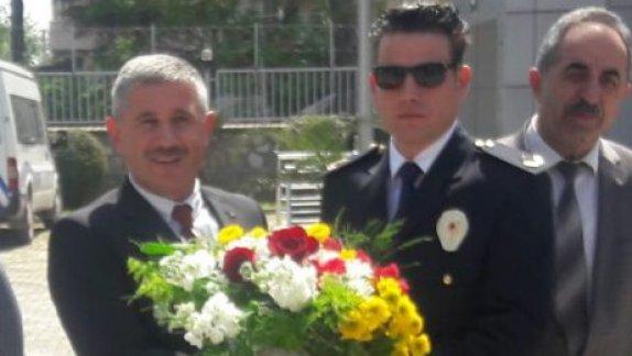 Torbalı İlçe Milli Eğitim Müdürü Cafer TOSUN ; Türk Polis Teşkilatının 173. yılı ve  Polis Haftası sebebi ile İlçe emniyet Müdürlüğünü ziyaret etti.