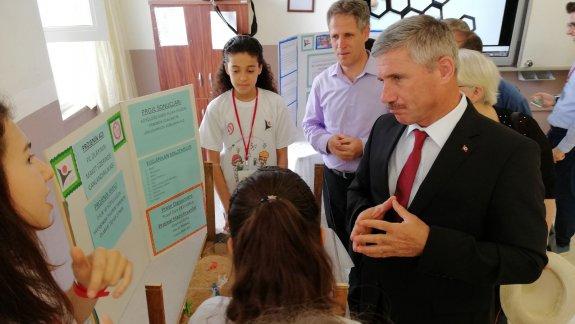 Ayrancılar Yavuz Sulatan Selim Ortaokulu  Tübitak 4006 bilim fuarı 8 Mayıs salı  günü okul bahçesinde gerçekleştirildi