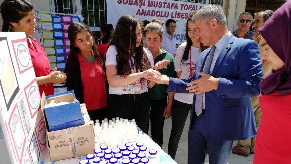 Subaşı Mustafa Topalan Anadolu Lisesi TÜBİTAK bilim fuarı Torbalı İlçe Milli Eğitim Müdürü Cafer TOSUN´un katılımı ile açıldı.