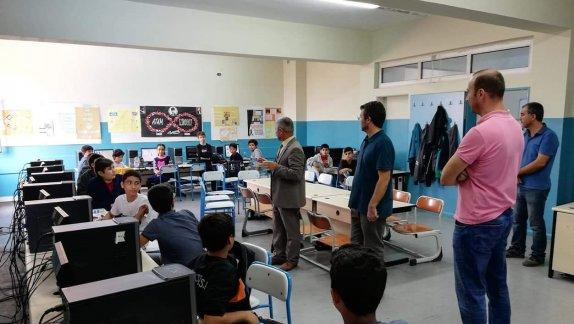 Torbalı İlçe Milli Eğitim Müdürü Cafer TOSUN Cumhuriyet Ortaokulunun ziyaret etti.