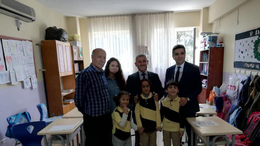 Torbalı İlçe Milli Eğitim Müdürü Cafer TOSUN okul ziyaretleri kapsamında 80.yıl Ticaret Odası ilk-Ortaokulunu ziyaret etti.