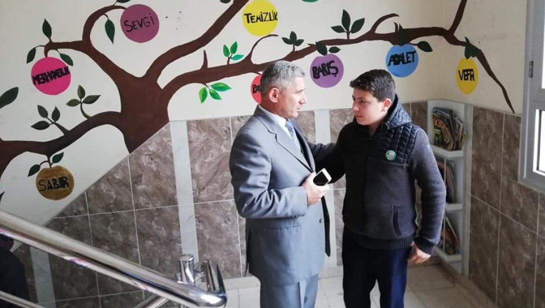 Torbalı İlçe Milli Eğitim Müdürü Cafer TOSUN okul ziyaretleri kapsamında Pancar Neziha Şairoğlu Ortaokulunu ziyaret etti.