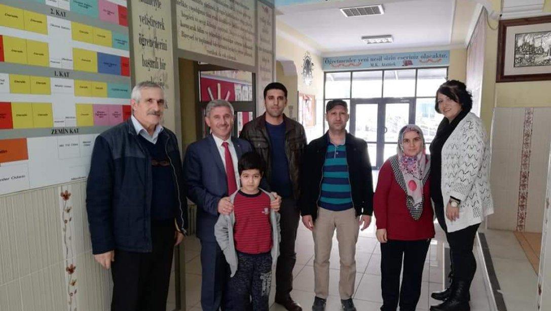 Torbalı İlçe Milli Eğitim Müdürü Cafer TOSUN okul ziyaretleri kapsamında  Ayrancılar ortaokulunu ziyaret etti.