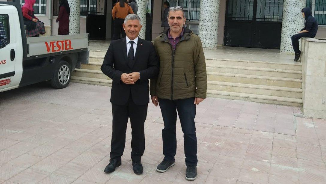 Torbalı İlçe Milli Eğitim Müdürü Cafer TOSUN okul ziyaretleri kapsamında Ayrancılar Anadolu İmam-hatip  lisesini ziyaret etti.