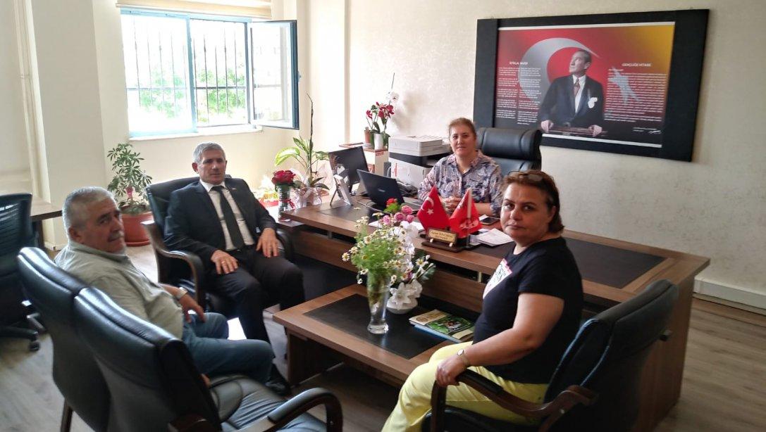 Torbalı İlçe Milli Eğitim Müdürü Cafer TOSUN okul ziyaretleri kapsamında Türk Telekom Mesleki ve Teknik Anadolu Lisesini  ziyaret etti.