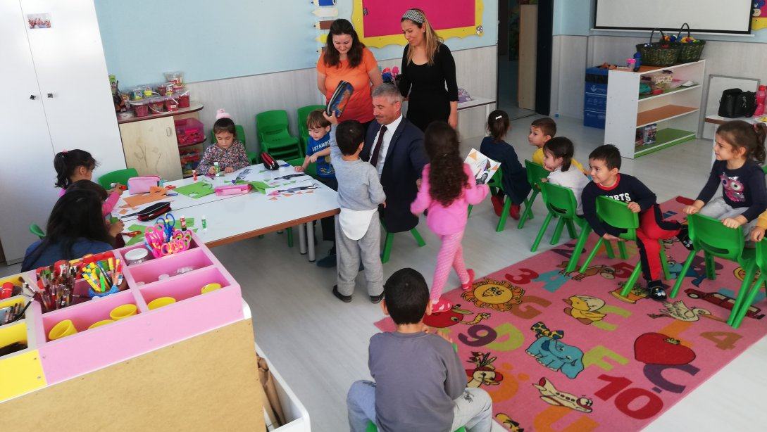 Torbalı İlçe Milli Eğitim Müdürü Cafer TOSUN okul ziyaretleri kapsamında İnci Hikmet Tözün Anaokulunu  ziyaret etti.