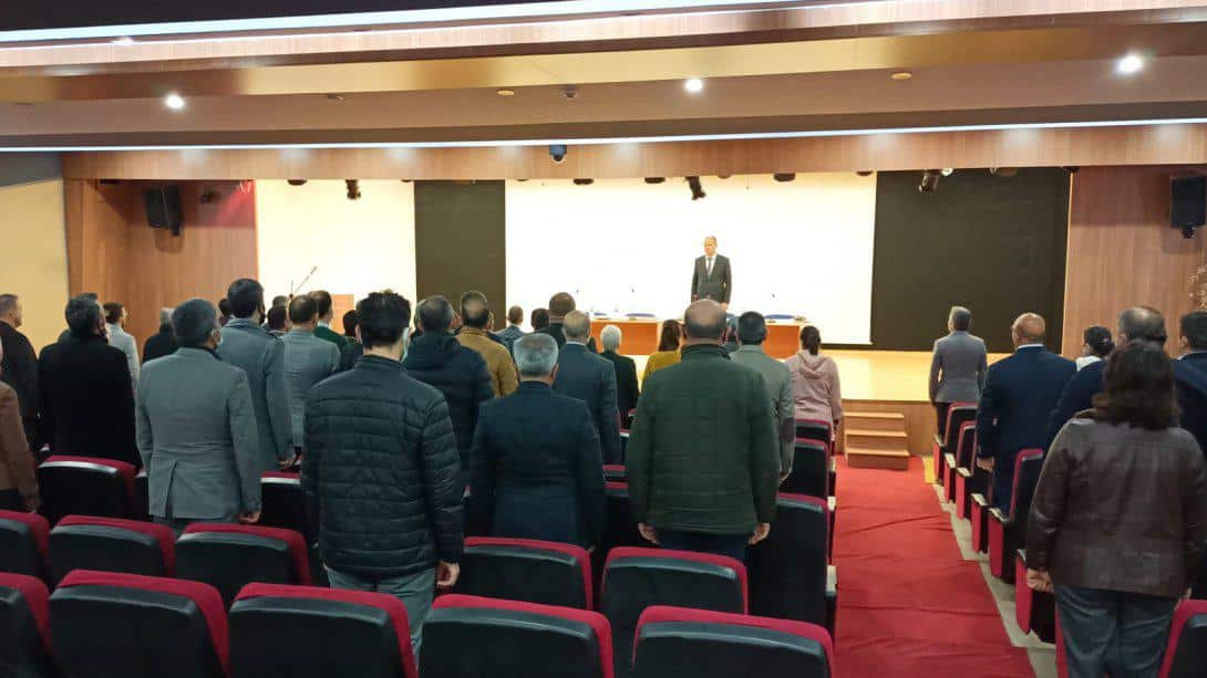 Torbalı İlçe  Milli Eğitim Müdürü Atila IŞIKKAYA  Resmi Okul ve Kurum Müdürleri ile ilk toplantısını gerçekleştirdi.