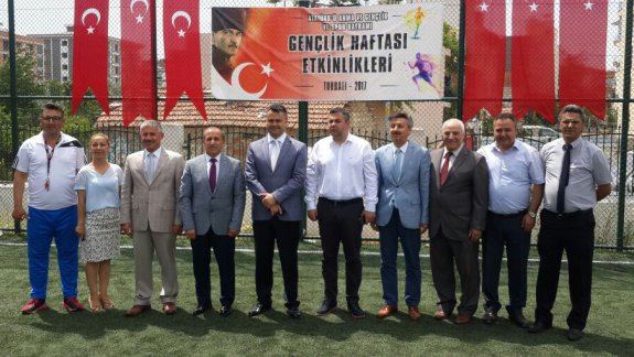 Gençlik Haftası Kutlamaları kapsamında; ilçe, il ve Türkiye ölçeğinde başarı gösteren Genç Sporcularla buluşma.