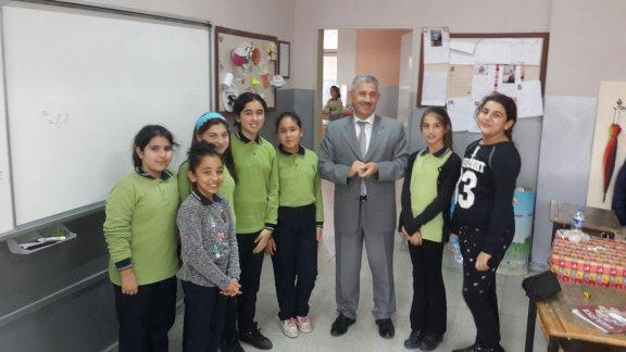 Torbalı İlçe  Milli Eğitim Müdürü Cafer TOSUN  Yazıbaşı Ortaokulunu  ziyaret etti.