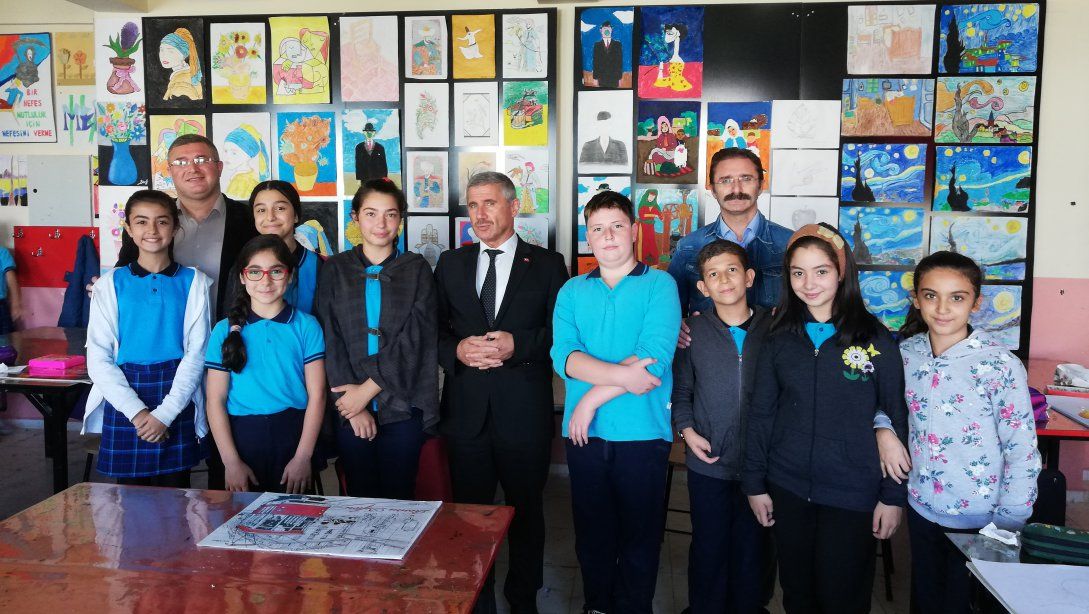 Torbalı İlçe Milli Eğitim Müdürü Cafer TOSUN okul ziyaretleri kapsamında Şehit Onur Ensar Ayanoğlu Ortaokulunu  ziyaret etti.
