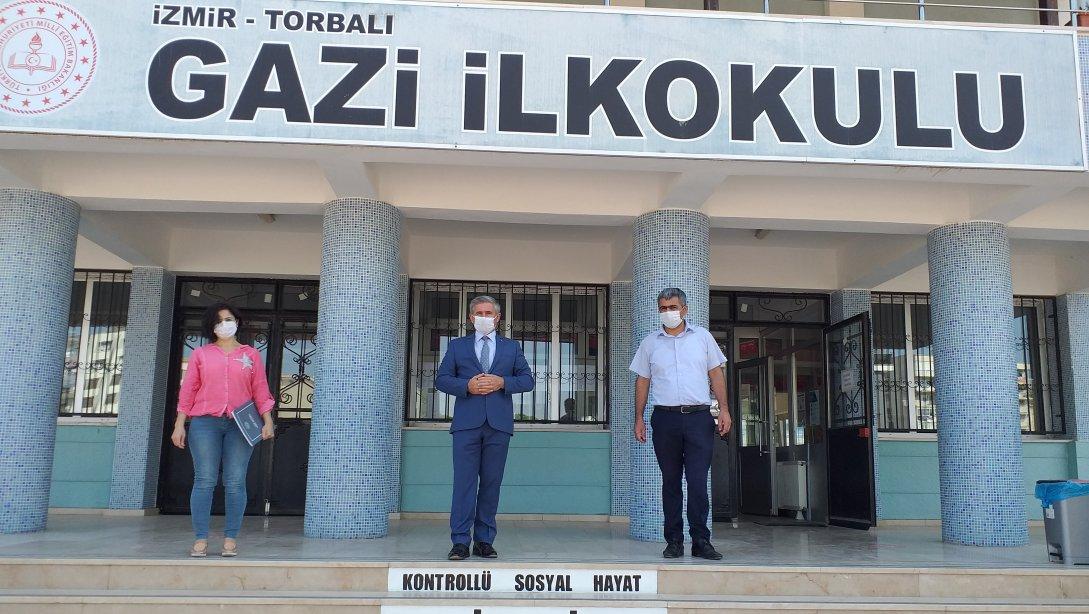 İlçe Milli Eğitim Müdürü Cafer Tosun Gazi İlkokulu'nu ziyaret etti.