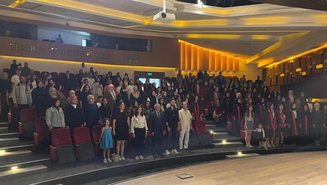 ŞEHİT UZMAN ÇAVUŞ TOLGA SAĞLAM KIZ ANADOLU İMAM HATİP LİSESİ MEZUNİYET TÖRENİ